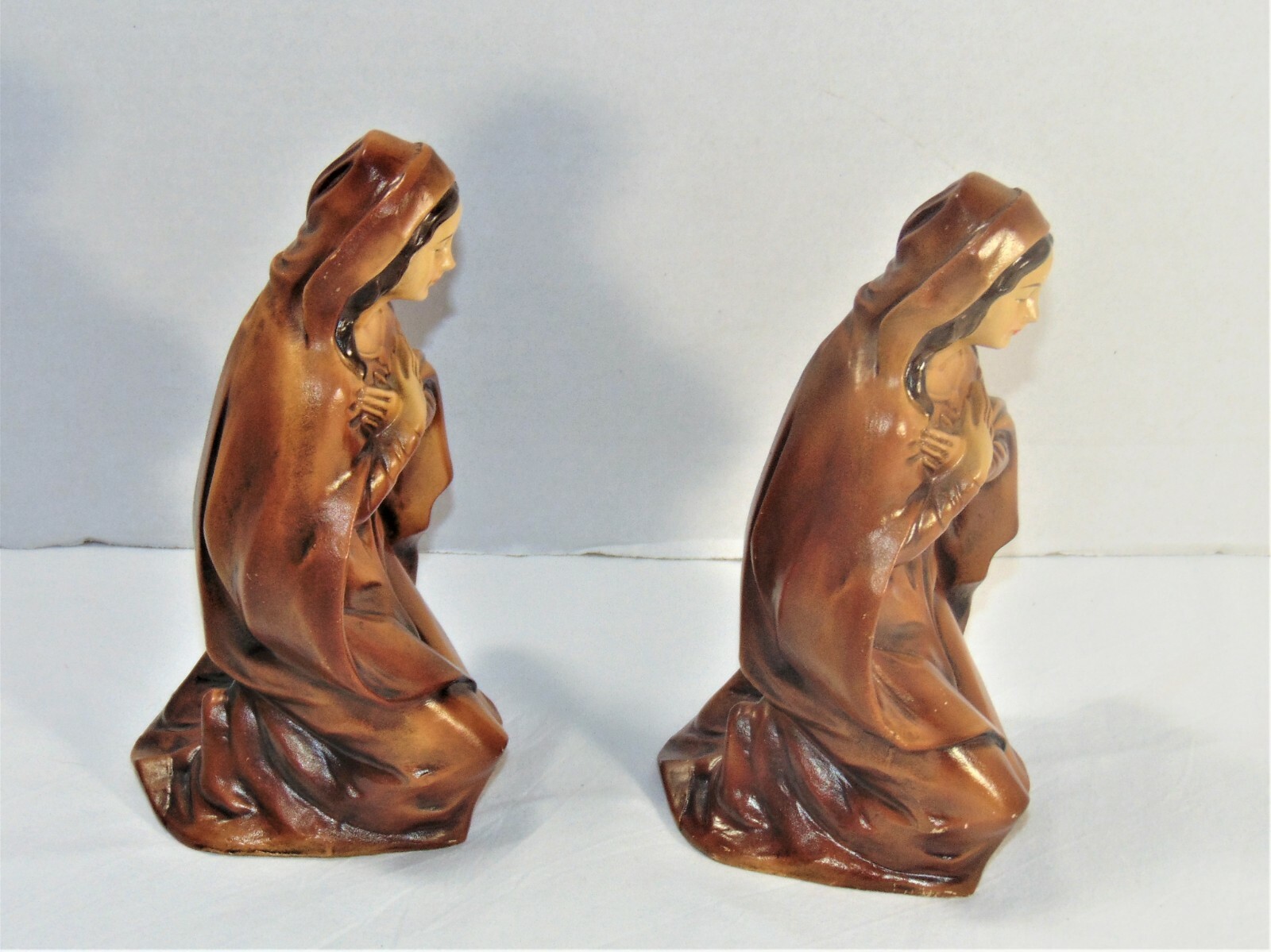Pair of Fine A Quality Madonna Virgin Mary figurine Vintage 6.5