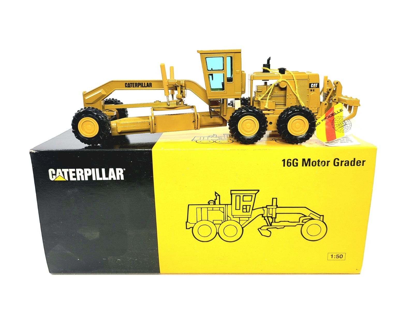 Caterpillar Cat 16G Motor Grader - NZG 1:50 Scale Diecast