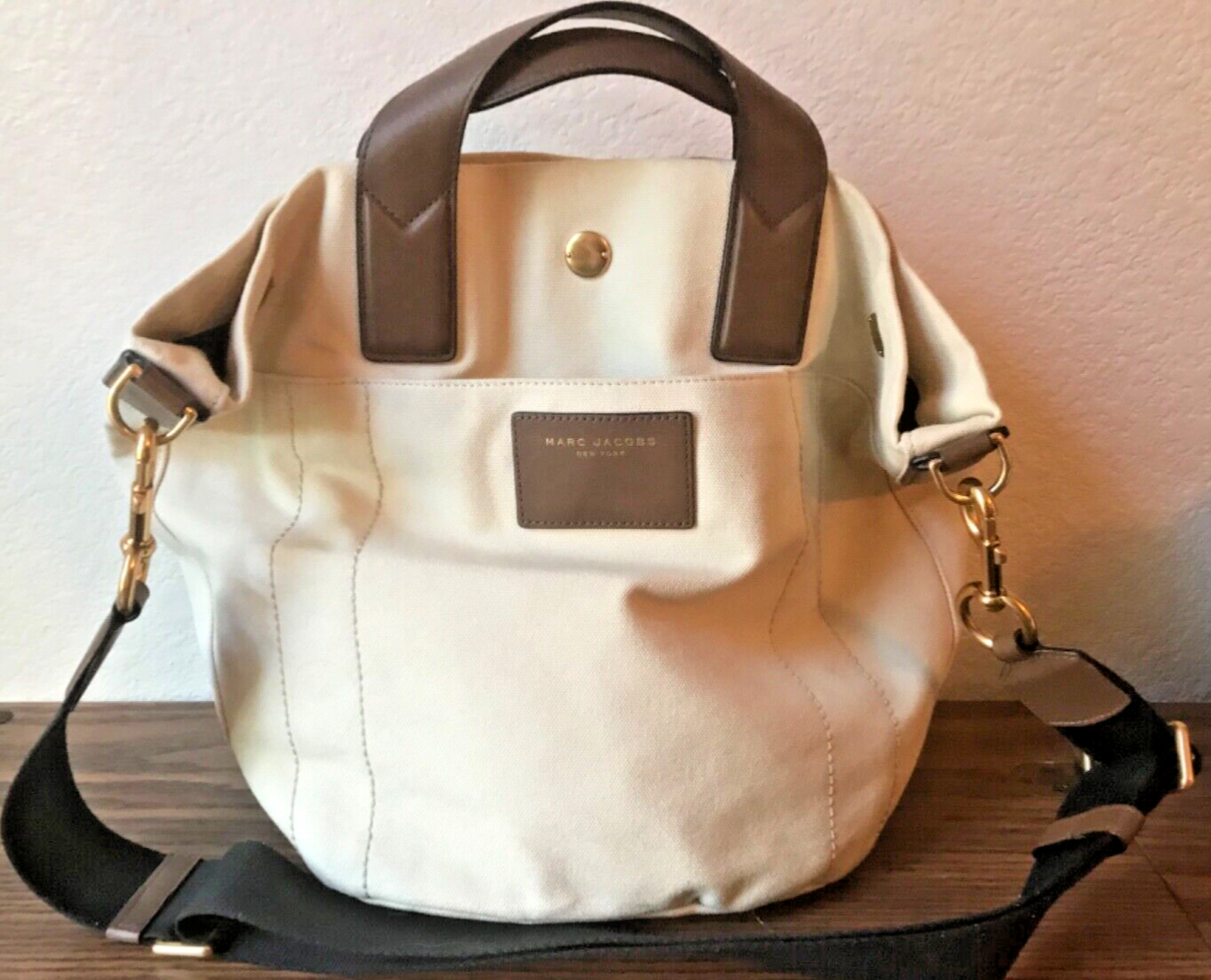 MARC JACOBS PARATROOPER TOTE. BEIGE CANVAS/BROWN LEATHER