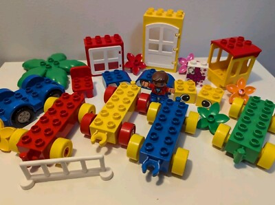 LEGO DUPLO 100 pcs Lot SPECIALTY PIECES  Mixed Colors Random Selection 