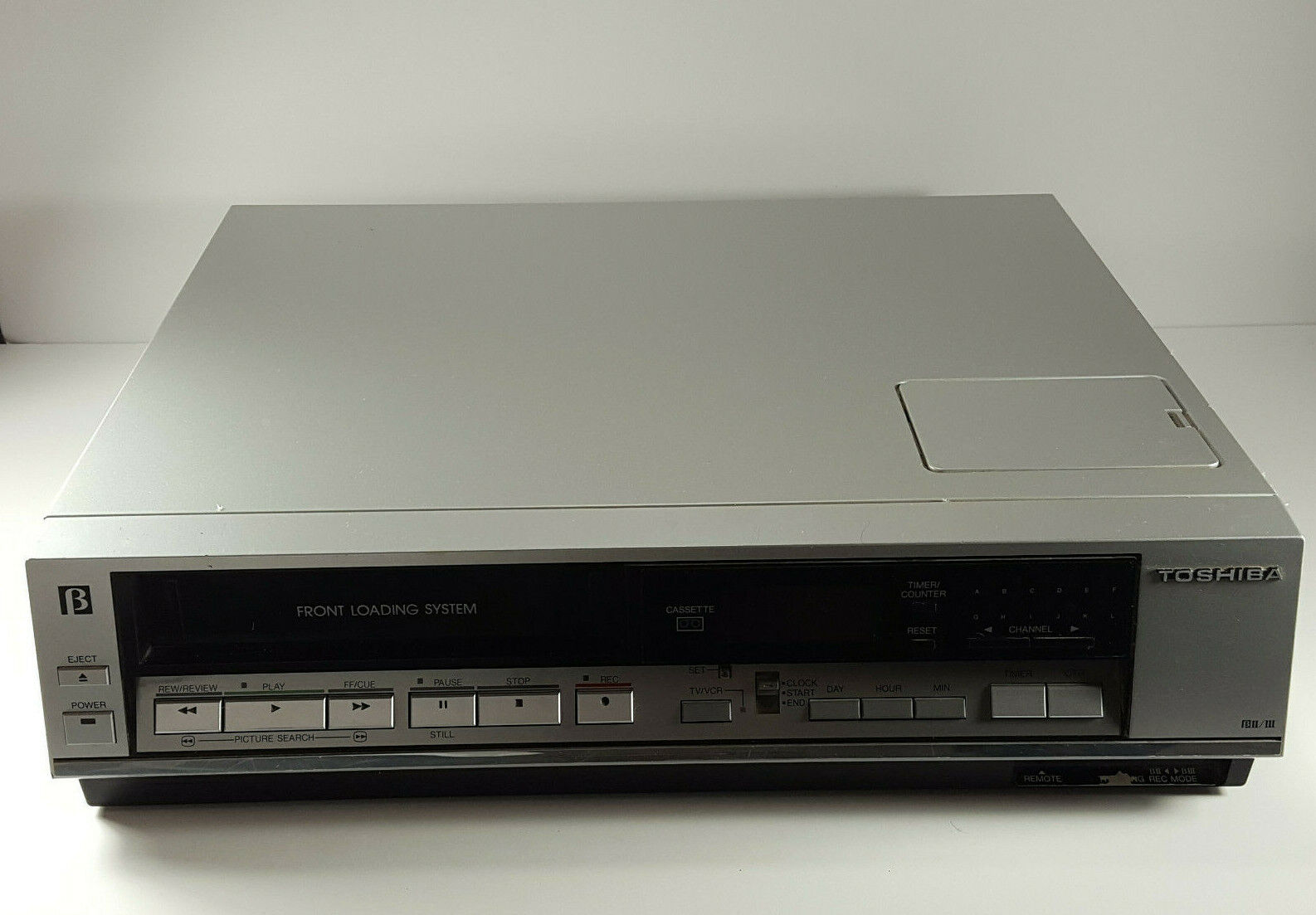 Vintage Toshiba Betamax Player Recorder VCR V-M41TL - Powers Vintage Toshiba Betamax Player Recorder VCR V-M41TL - Powers