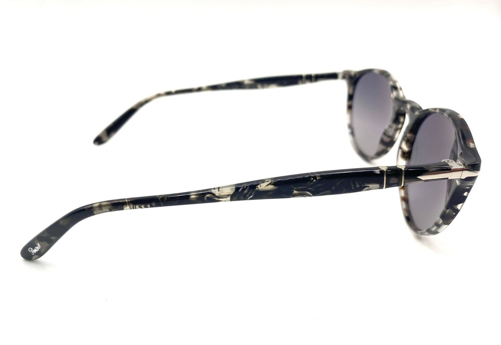 Pre-owned Persol Po3092sm Sunglass 9057/m3 Grey Tortoise/polarized Gradient Grey Lens 50mm In Gray