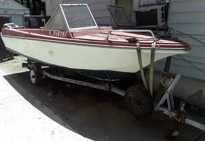 Winner Fiberglass 17 ft. Boat w/trailer and 60 HP Evinrude motor
