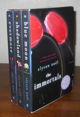 The Immortals by Alyson Noel - Boxed set of three  Shadowland Blue Moon Evermore