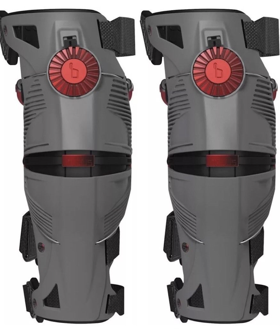 Mobius X8 Knee Braces Grey Crimson MEDIUM PAIR Dirt Bike MX ATV