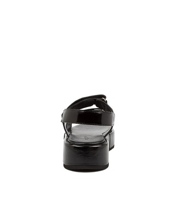 TONY BIANCO TONY BIANCO CHEVY HI SHINE PAT LEA WOMENS SHOES CASUAL SANDALS SANDALS FLAT