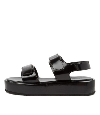 TONY BIANCO TONY BIANCO CHEVY HI SHINE PAT LEA WOMENS SHOES CASUAL SANDALS SANDALS FLAT