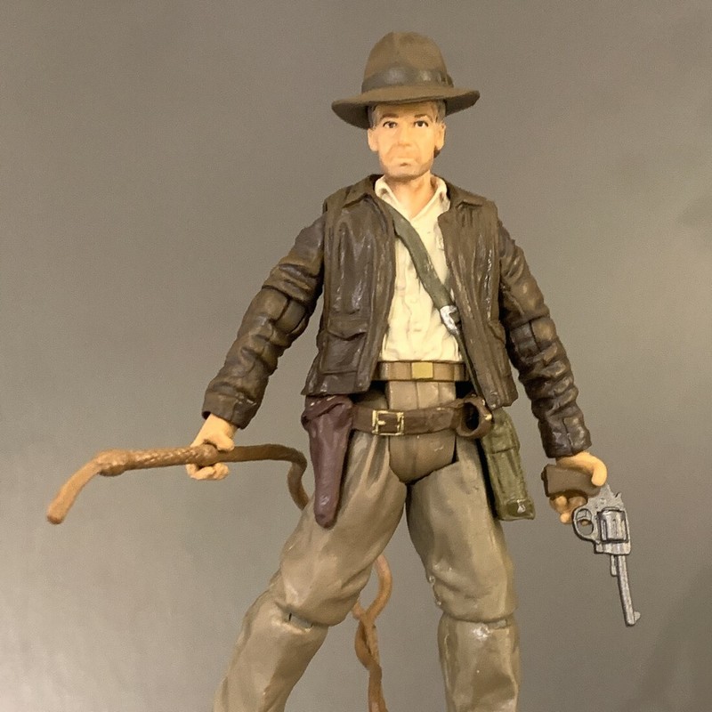 S W/ Gun Whips Indy Raiders Movie Toys