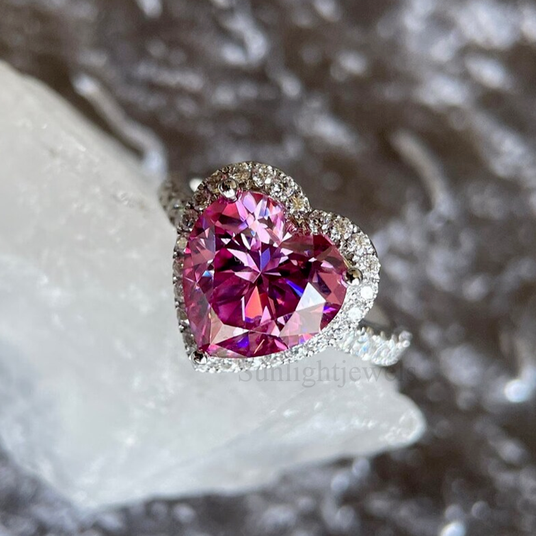 上等な Pink Certified Carat 3.25 Cut Heart Diamond Ring Engagement アクセサリー