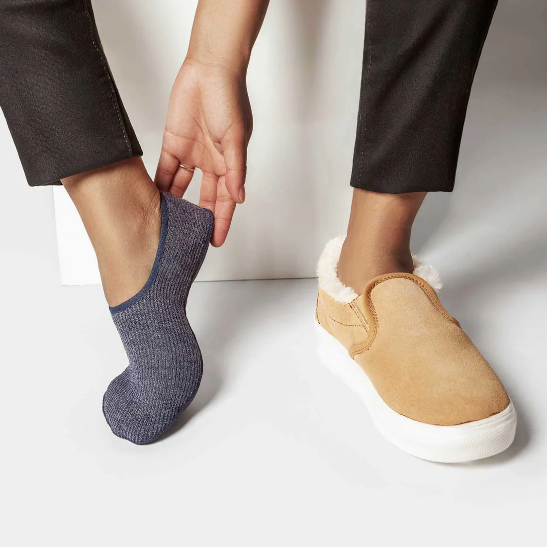 Women's | Limited Edition | High Cut | Corduroy | 2 Colors / 1 Pair