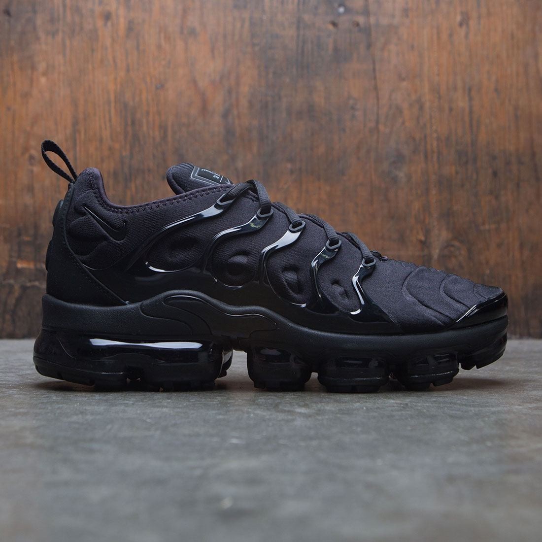 Nike Air Vapormax Plus Triple Black Size 13. 924453-004 1 95