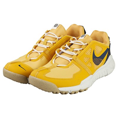 NIKE NIKE FREE TERRA VISTA HERREN SANDED GOLD SNEAKER MODE - 44 EU