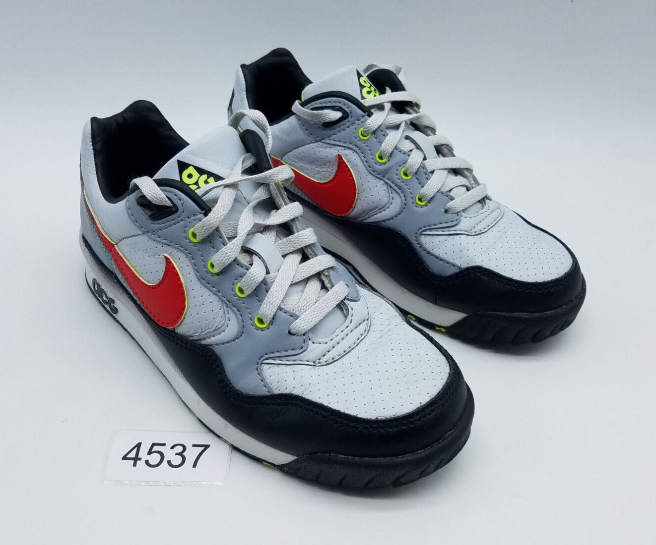 靴 Nike ACG air wildwood Nike Air Wildwood ACG (GS) Boy's Size 4Y Sneakers Pure