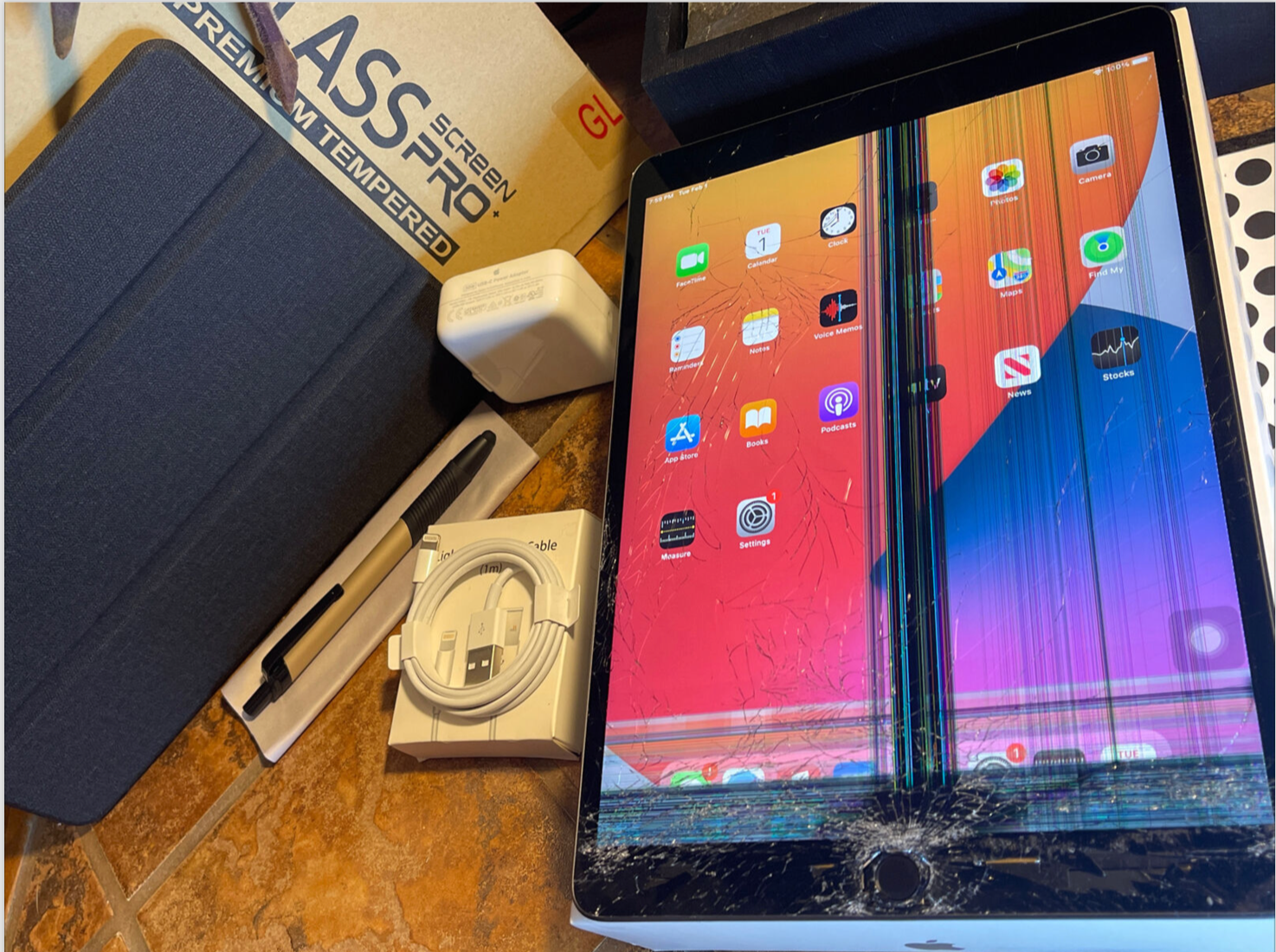 Apple iPad Pro Air 3 (64gb) Wi-Fi (A2152) LCD issue {iOS14.6