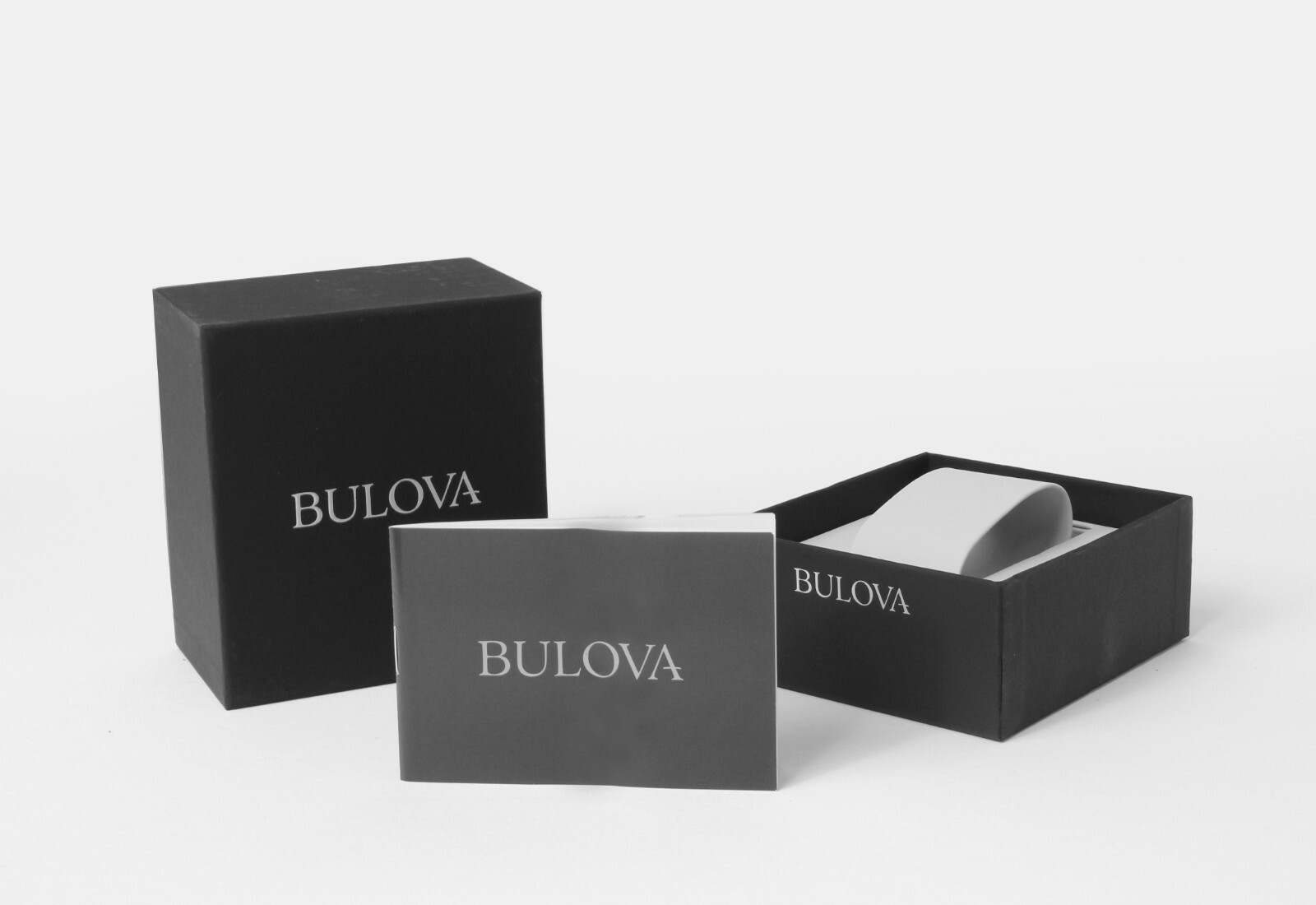 Pre-owned Bulova 96m33 Women's 27mm Silver Stainless Steel Bracelet Black Dial Date Watch