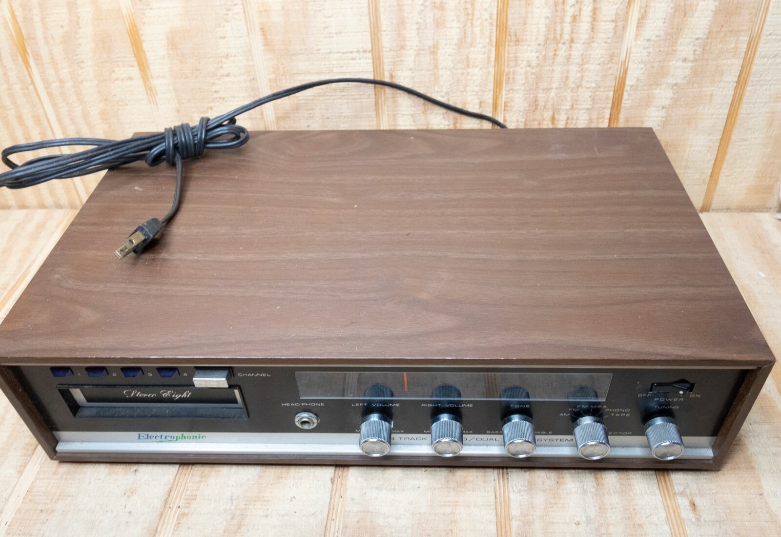 Vintage Electrophonic AM/FM 8 Track Player with Speakers Model T-4200