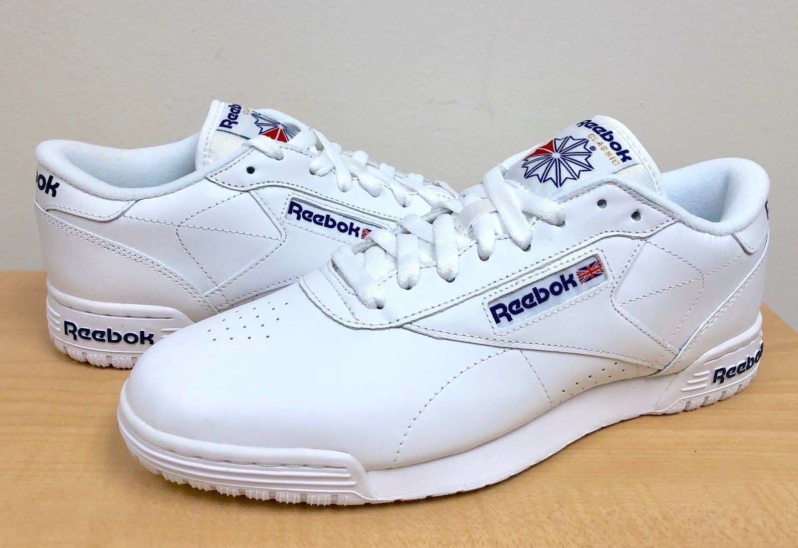 reebok exofit clean logo int