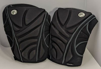 dye knee pads sizing