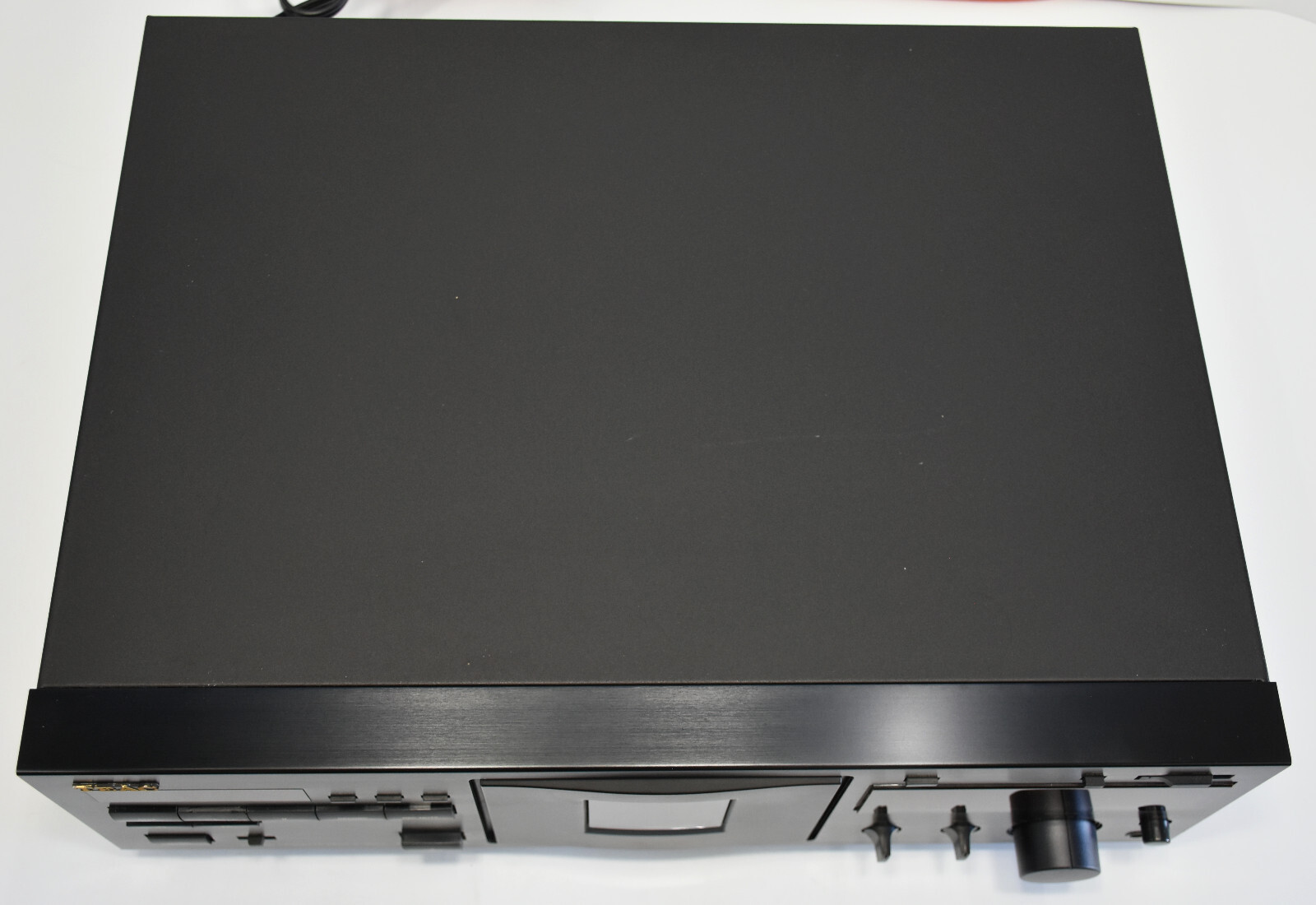 TEAC V-3000 High End 3-Head STEREO CASSETTE DECK TEAC V-3000 High End 3-Head STEREO CASSETTE DECK
