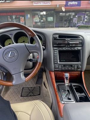 image 3 of interior