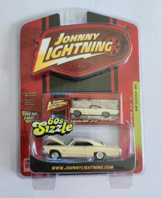 Johnny Lightning 60's Sizzle 1965 Pontiac Catalina 2+2