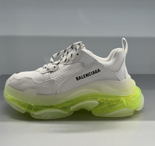 NIB Balenciaga White Triple S Clear Sole Sneakers Size US 8 NIB Balenciaga White Triple S Clear Sole Sneakers Size US 8
