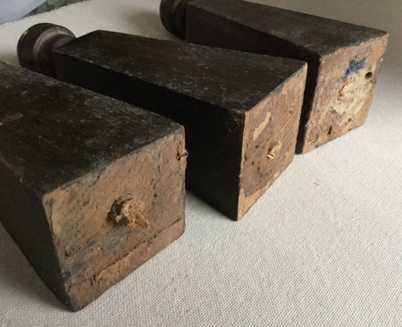 Lot 3 Salvaged Vintage Mid Century Modern Furniture Legs w/ Ball Casters - 7
