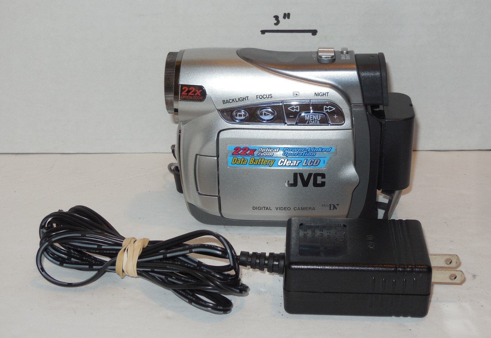 JVC GR-D244U Silver Digital MiniDV Camcorder 22x Optical