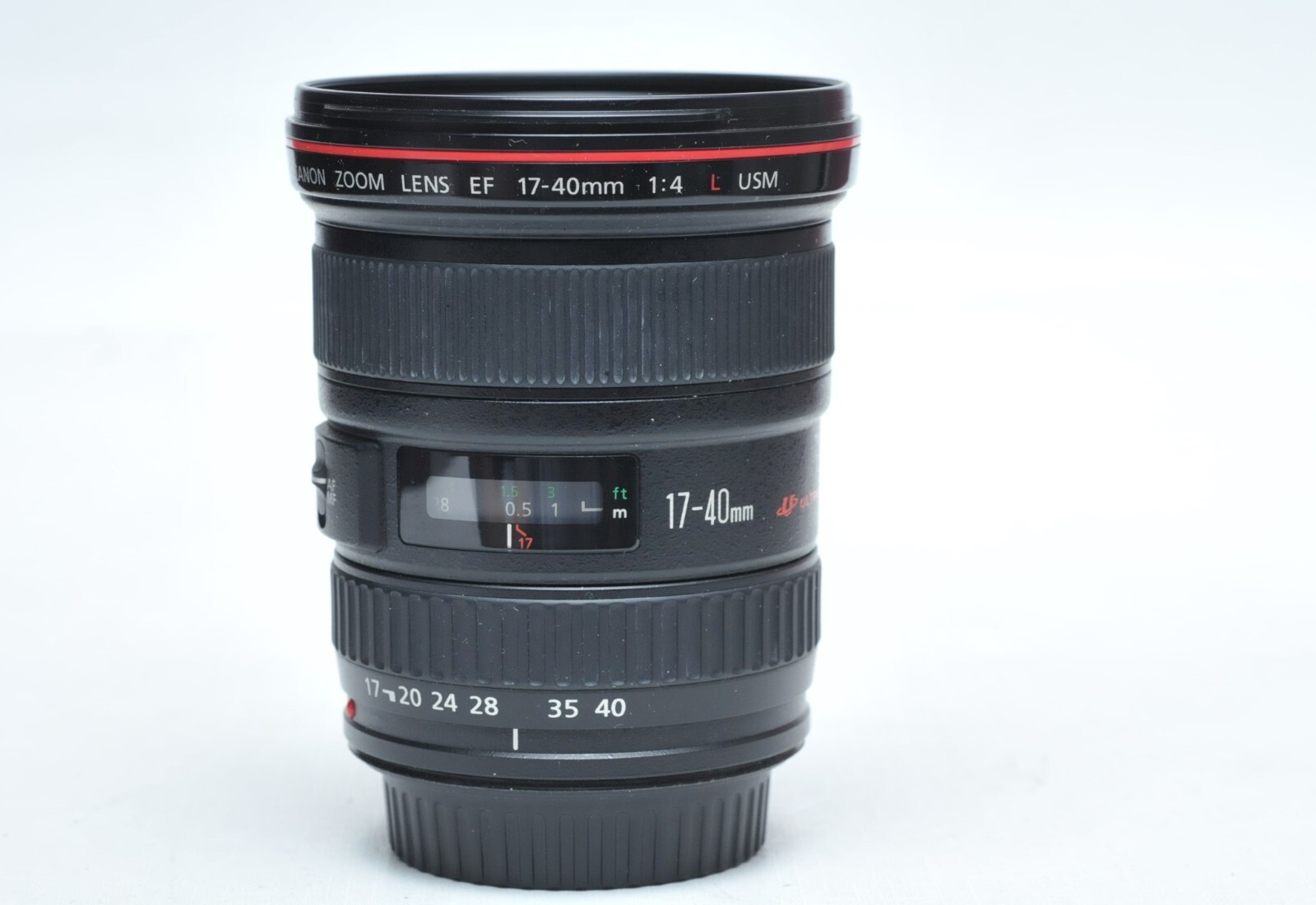 Canon EF 17-40mm f/4L USM Ultra-Wide-Angle Zoom Lens 364095