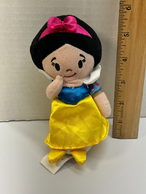Disney Princess Stylized Collectible 6 Inch Bean Plush - Snow White