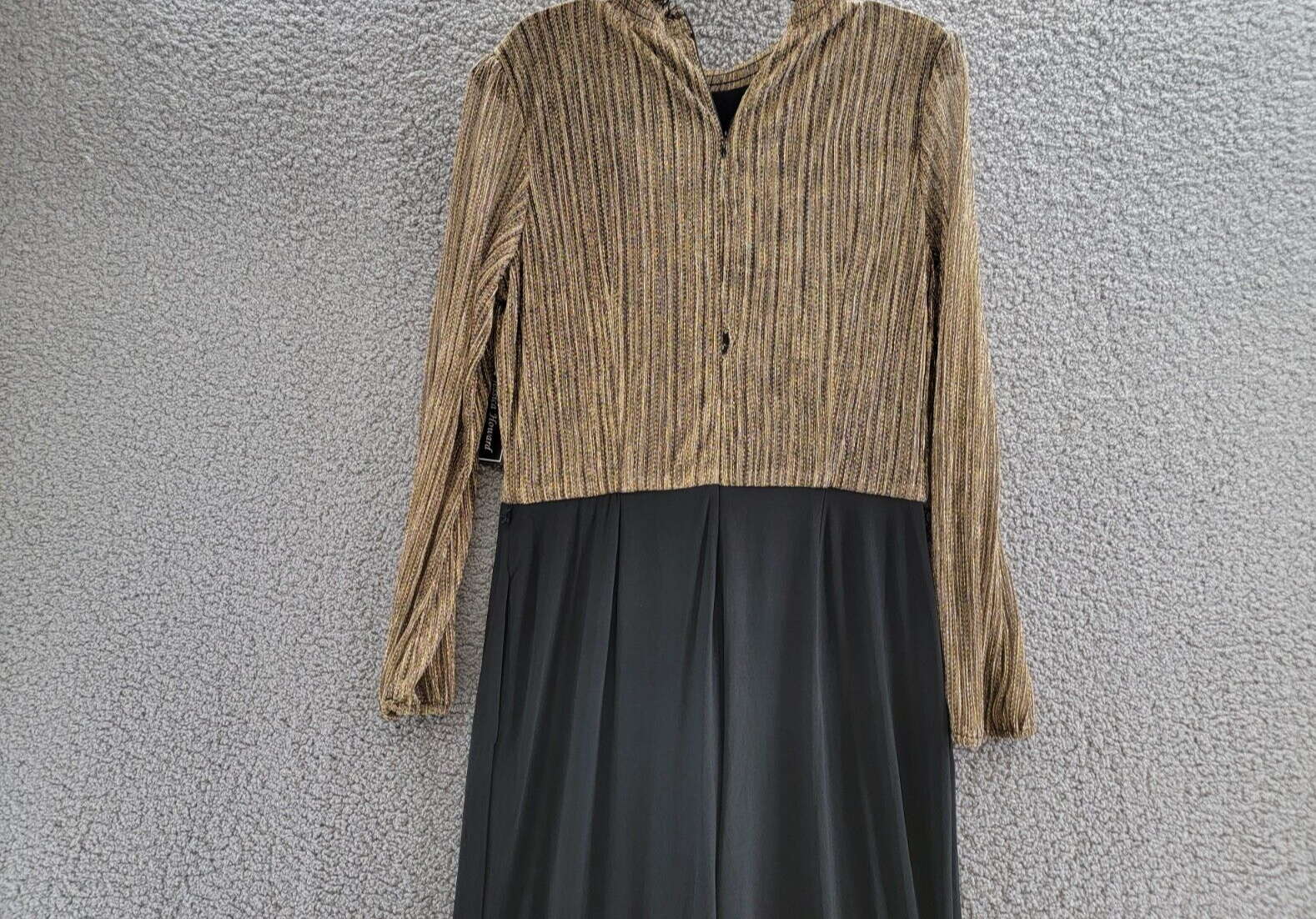 Jessica Howard Carlyle Metallic Mock Neck Jumpsuit Womens 12 Black/Gold Back Zip - Picture 13 of 19