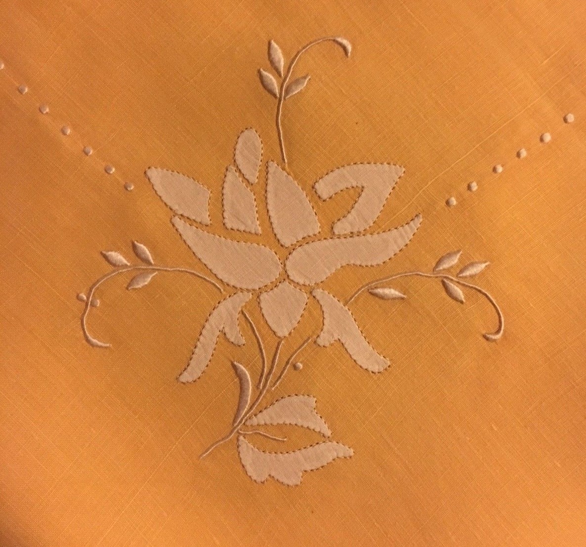 Vintage Yellow Madeira Linen Table Square With 4 Napkins