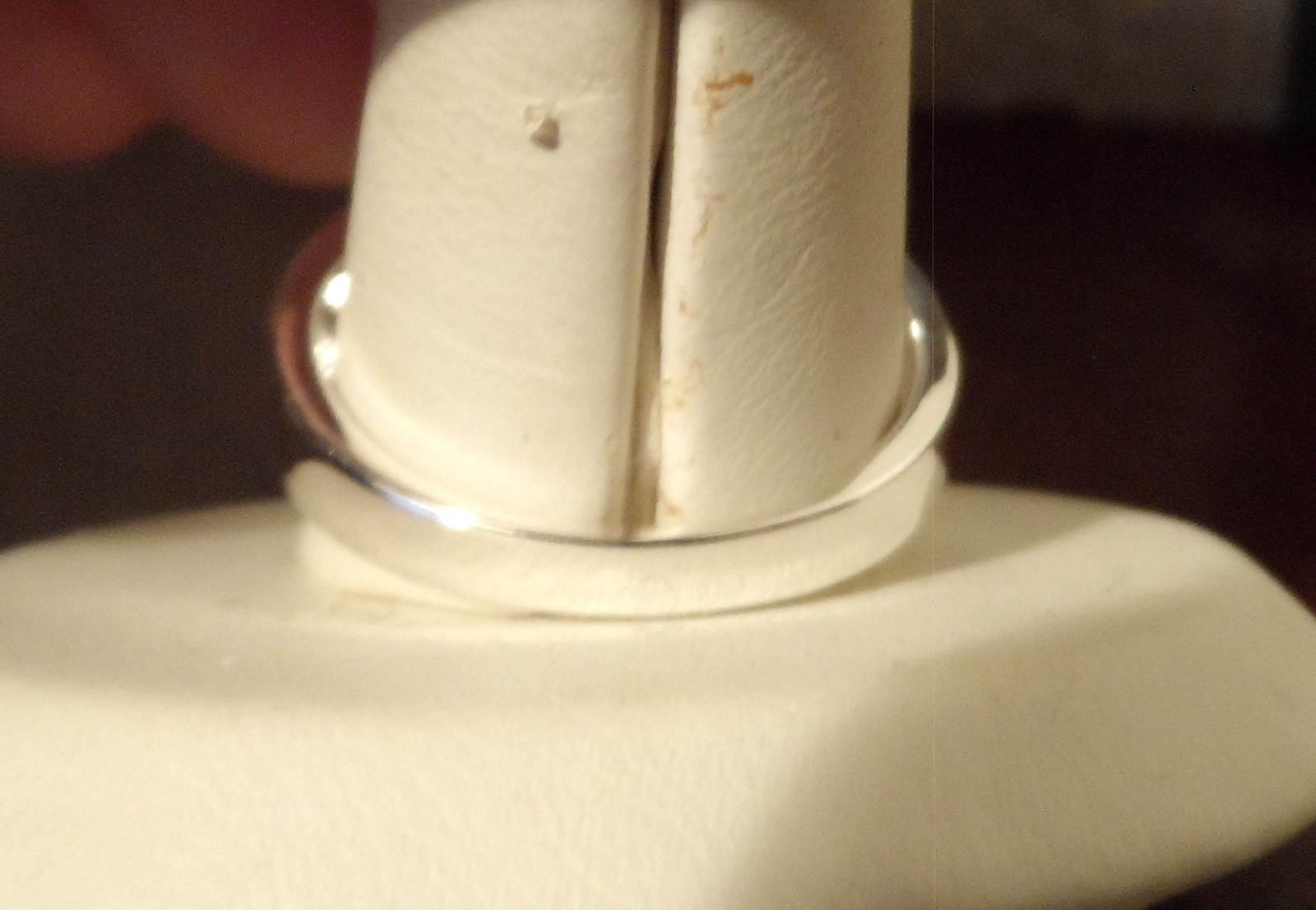 New Promise ENGAGEMENT Ring Unisex sz 8 Triangle band Clear Crystals x5 Plated