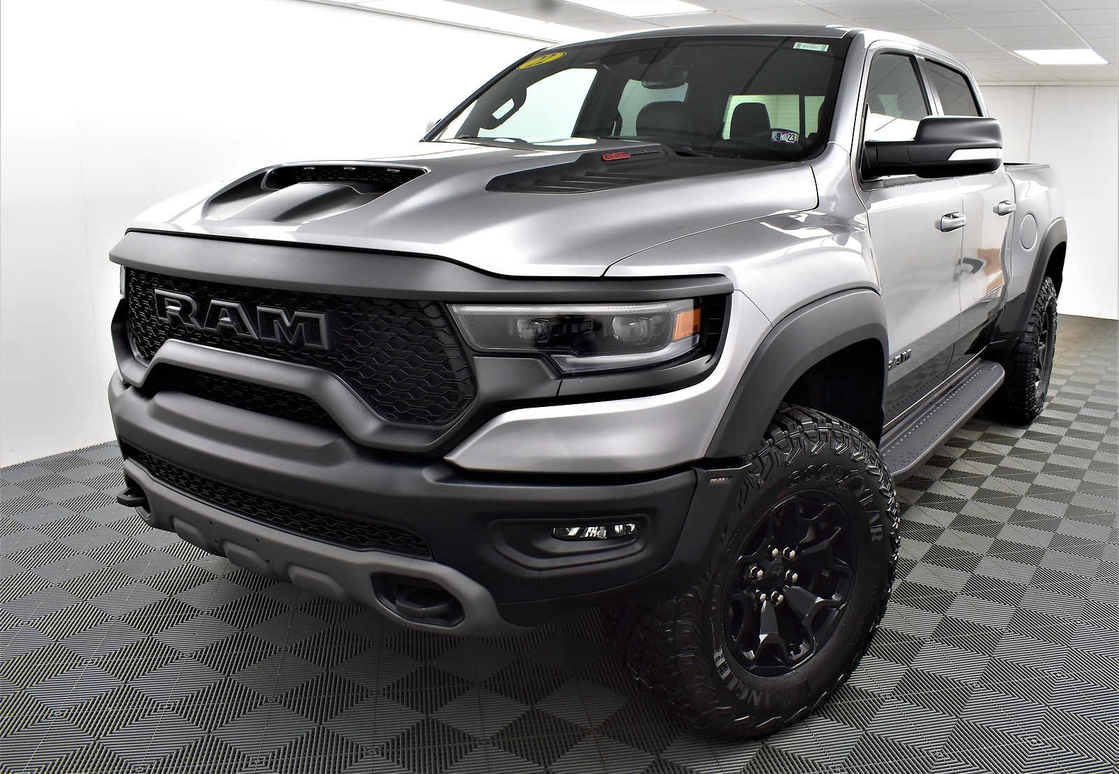 2022 Ram 1500 Trx Sunroof 6.2l Supercharged Hemi® V8 Srt Engine New