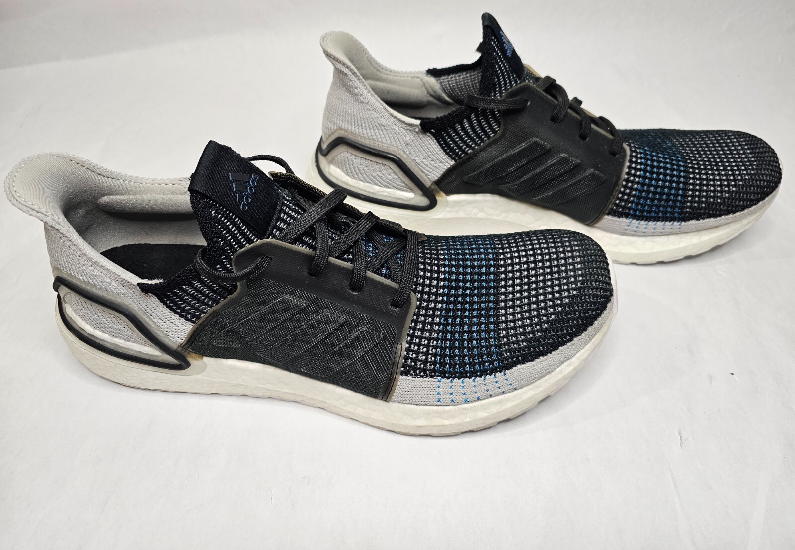 【極美品】adidas ULTRABOOST 19 トリプルブラック　24.0 adidas UltraBoost 19 Triple Black for Sale | Authenticity