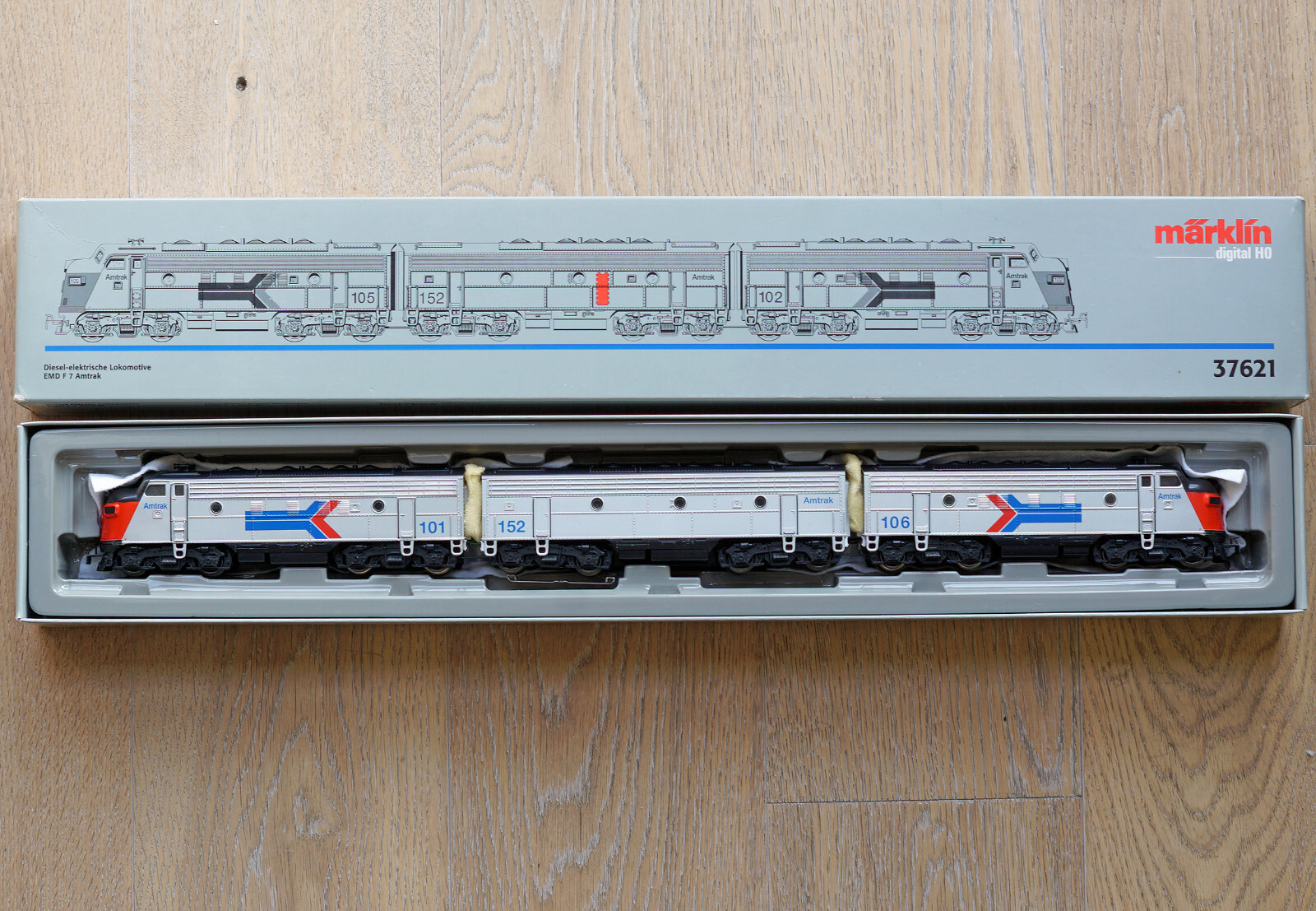 鉄道模型 marklin EMD F7 General Motors F7 Diesel Electric Locomotive. | Maerklin US