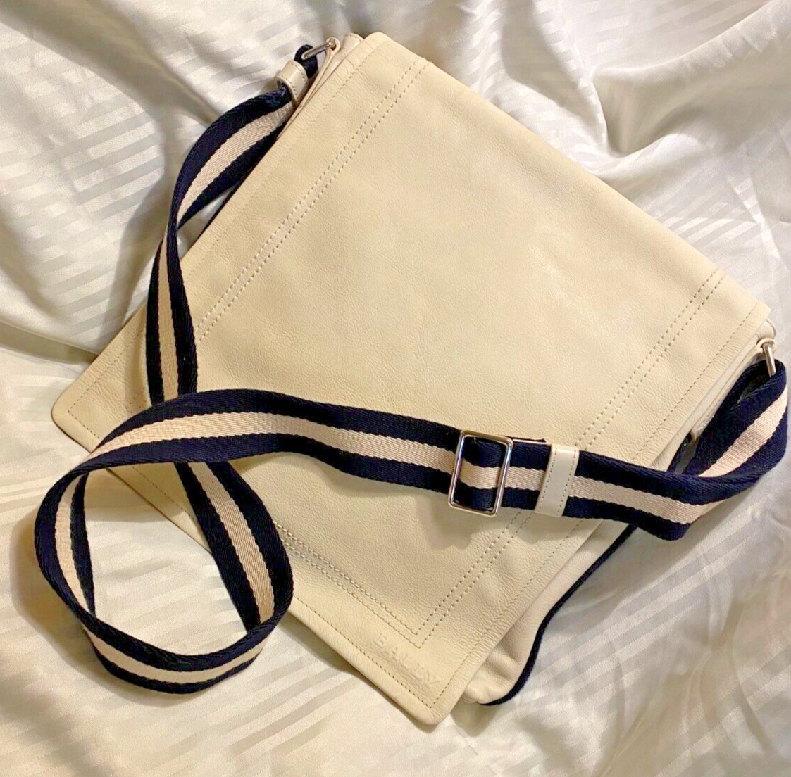 トートバッグ BALLY Women Messenger Bags WAM02GCV034I182O White Bally Messenger Shoulder Bag White Leather | eBay