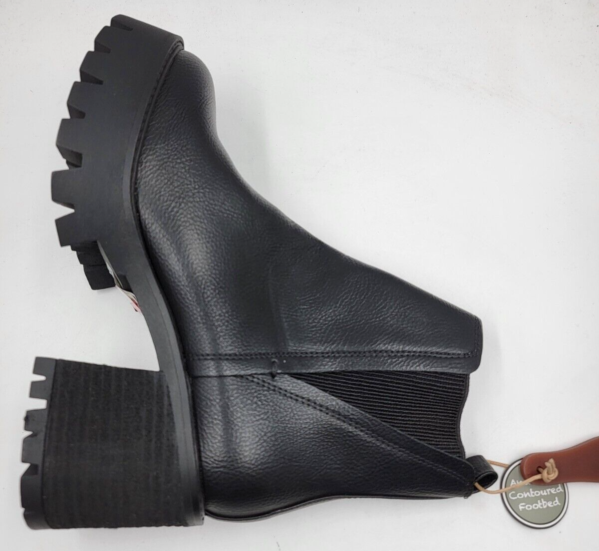 MIA Rusty Chelsea Lug Sole Ankle Booties Women's Black Round Toe Pull-On 8.5 - Picture 4 of 19