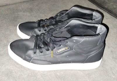 adidas Originals Women's Adidas Sleek MID W, core Black/Crystal White, 10US