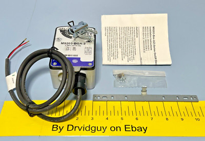 JOHNSON CONTROLS M9203-BGA-2 DAMPER ACTUATOR 75 Sec. 25 Sec. Spring Return,24 V