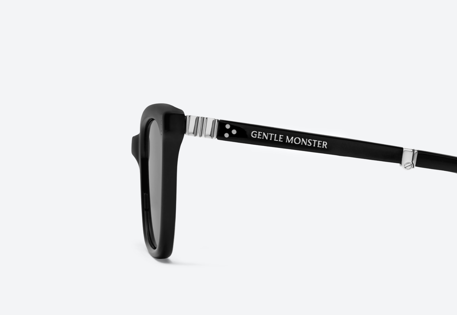 Momati01 Gentle Monster Black 53 23-14ba 【公式通販】