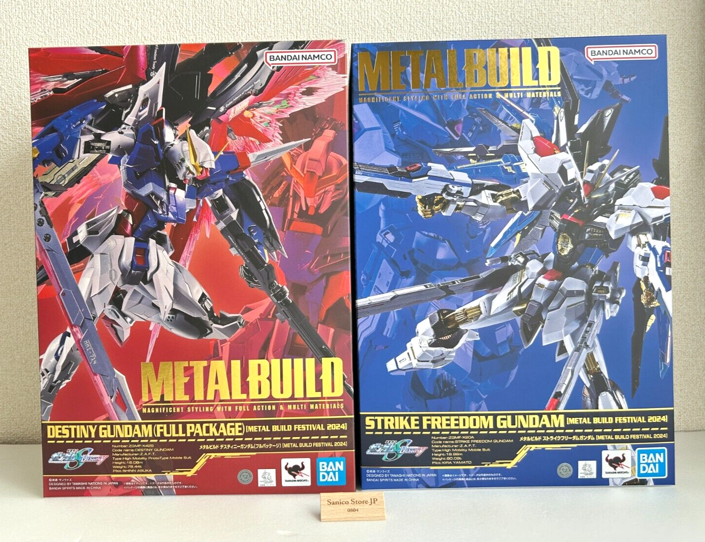 METAL BUILD Strike Freedom Gundam & Destiny Gundam Full METAL BUILD Strike Freedom Gundam & Destiny Gundam Full