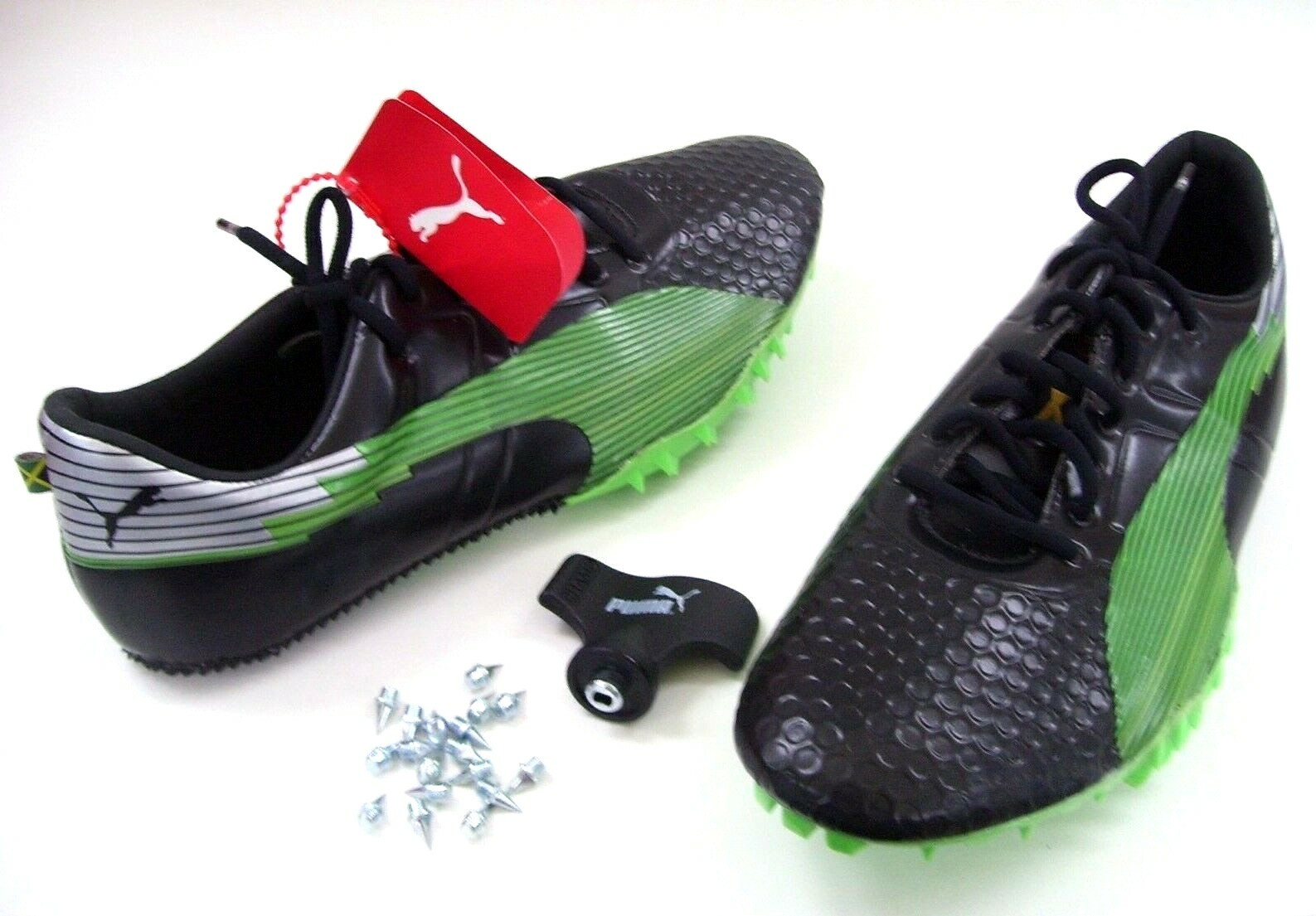 puma evospeed 1.2 cricket shoes