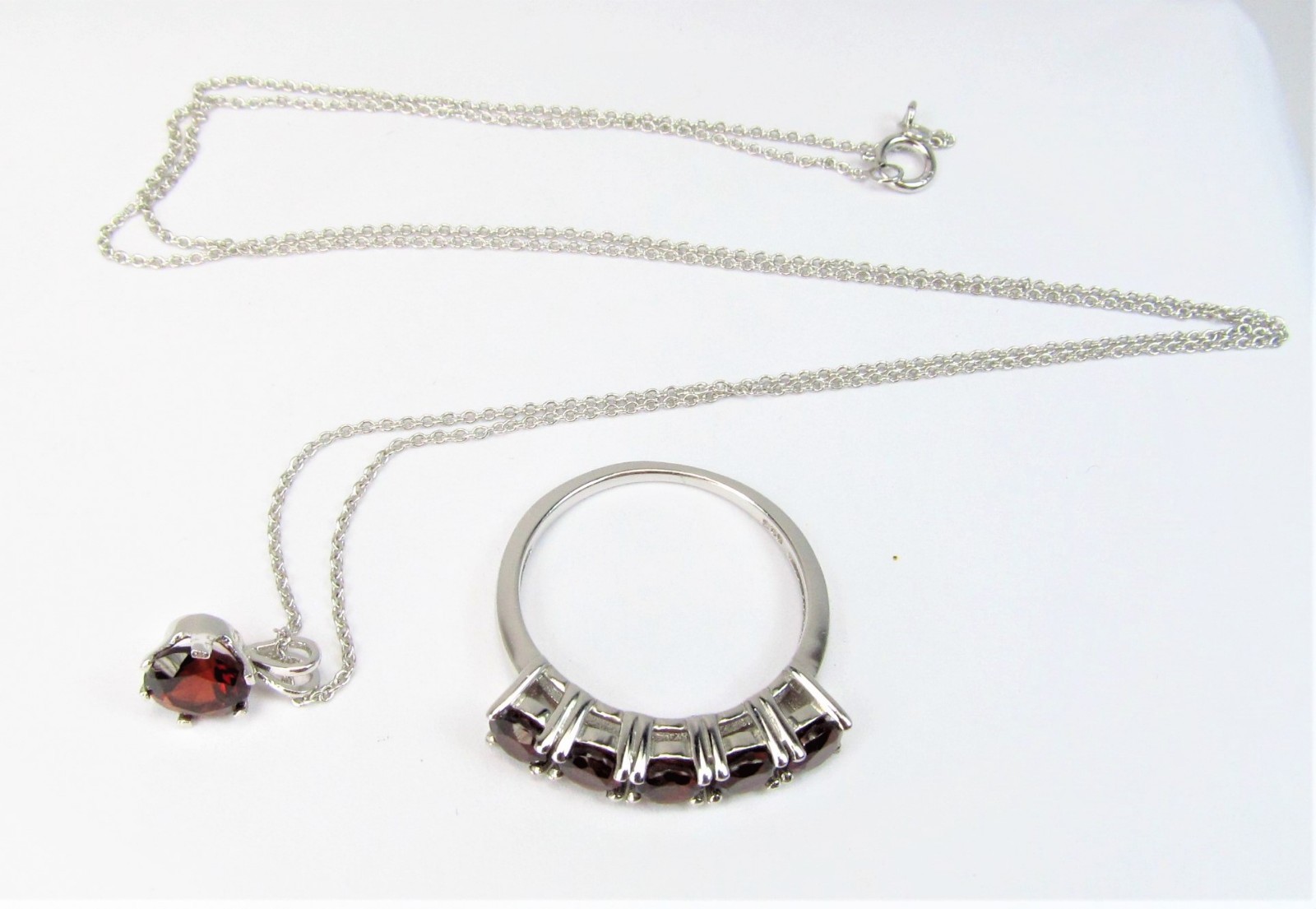 Natural Garnet 925 Silver Solitaire Pendant & 5 Stone Garnet Ring Size 7