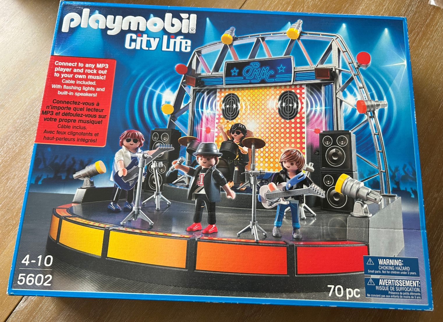 洋書 Playmobil THE OFFICIAL ANNUAL 2015 The Official PLAYMOBIL Annual 2015 (Annuals 2015), Various