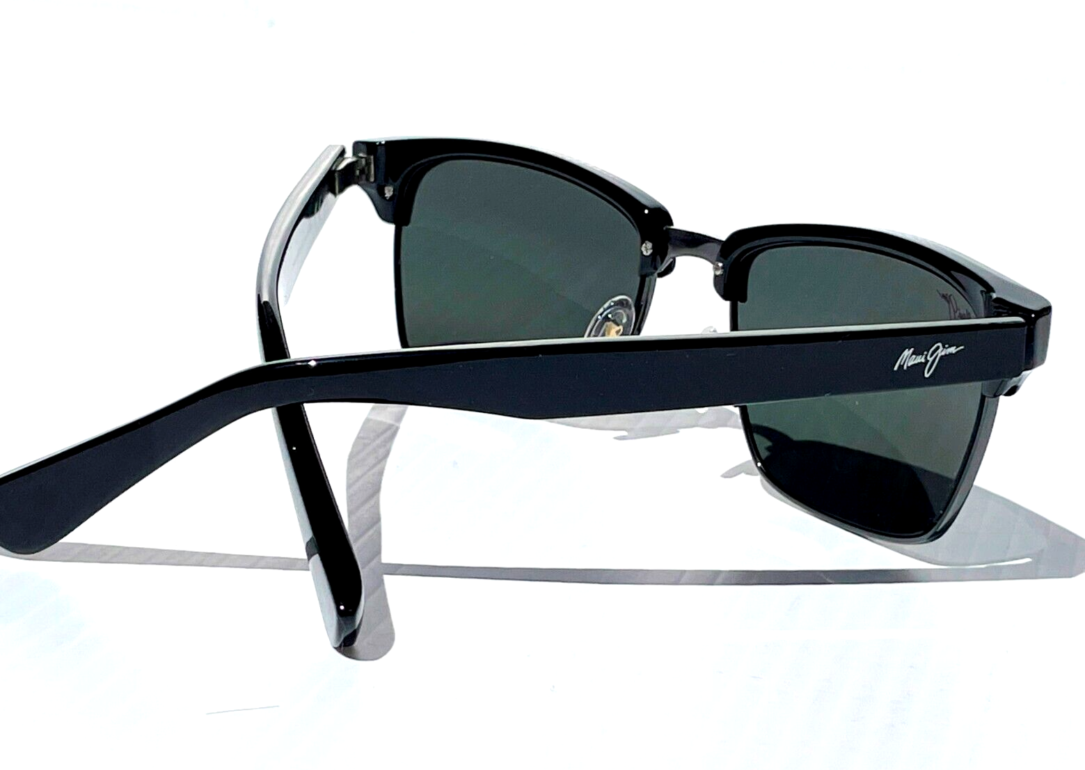 Pre-owned Maui Jim Kawika Glossy Black Polarized Neutral Grey Lens Sunglass 257-17c In Red
