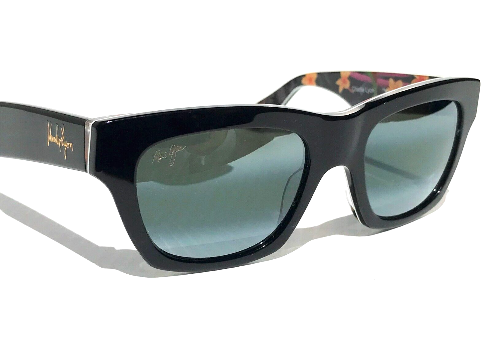 Pre-owned Maui Jim You Move Me Black & Floral Polarized Grey Gradient Sunglass 277-53 In Gray