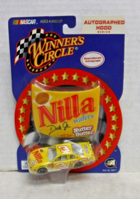 Dale Earnhardt Jr. 3 Nilla Wafers Winner's Circle Diecast Car 031124AST