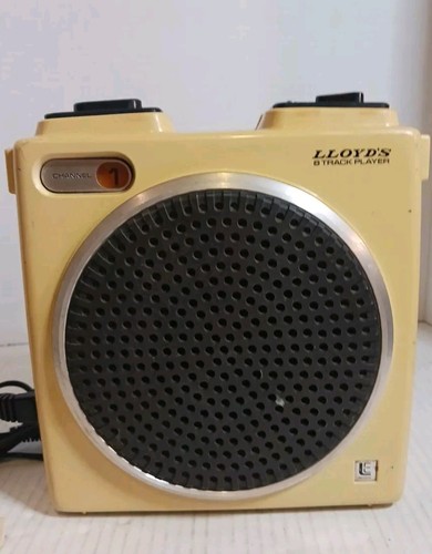 昭和レトロ National 8 TRACK PLAYER File:Vintage Zenith 8-Track Stereo Tape Player, Model F635W