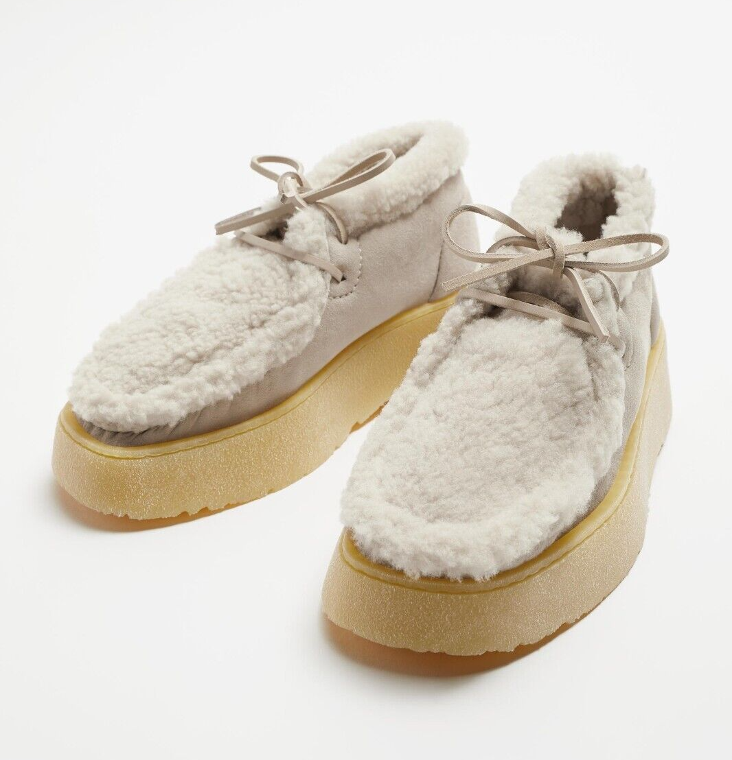 ZARA CLARKS® 100% SUEDE FURSKIN ANKLE BOOTS Sand Brown EU39 ZARA CLARKS® 100% SUEDE FURSKIN ANKLE BOOTS Sand Brown EU39